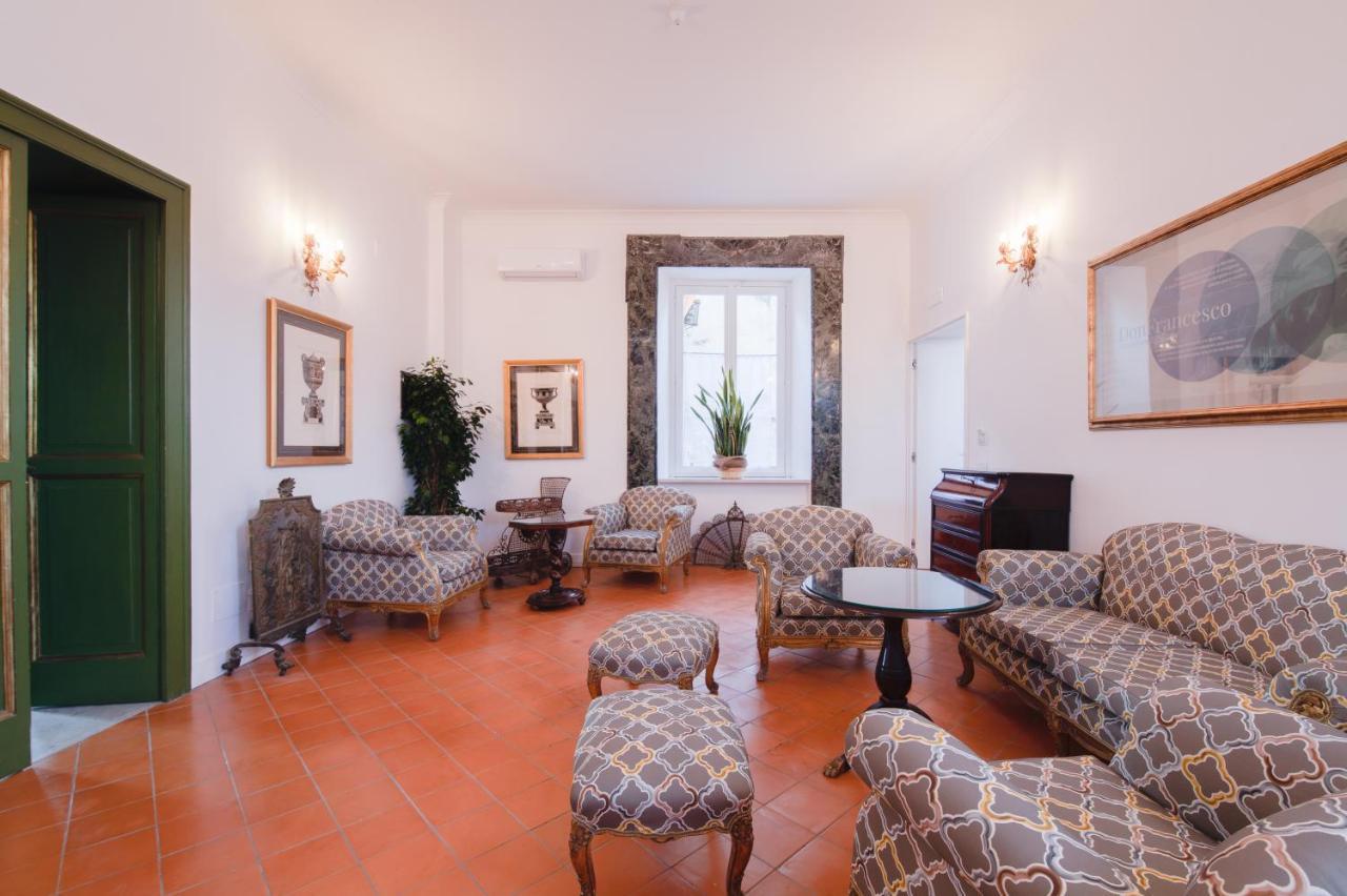 Palazzo Marigliano - Serviced Apartments 那不勒斯 外观 照片